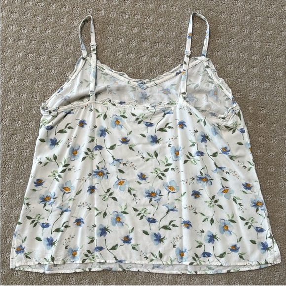 Floral Tank Top - Picture 2 of 4